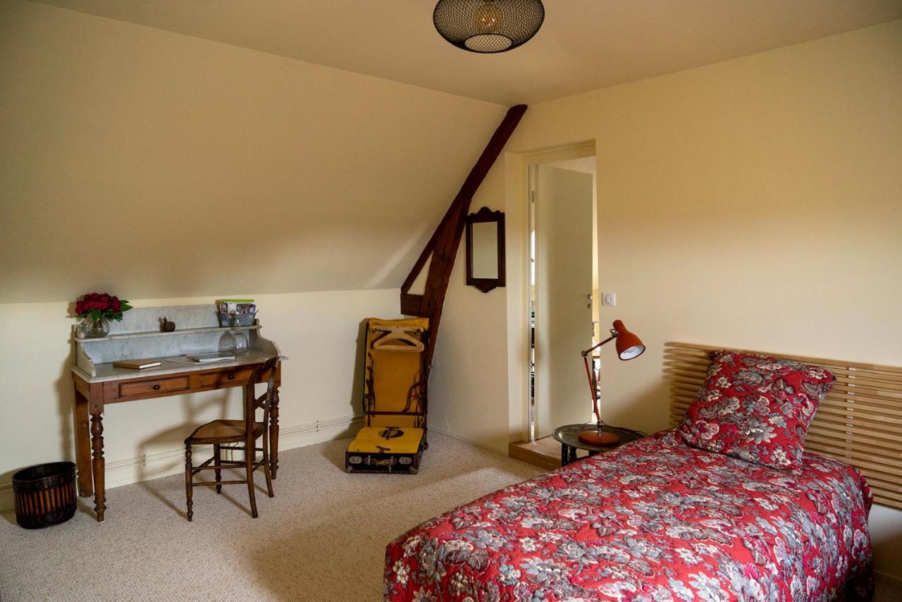 Chambre D'Hotes Chez Artiste Verrier, La Perriere - Perche Εξωτερικό φωτογραφία